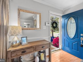 1315 Bayshire Lane, Herndon VA 20170