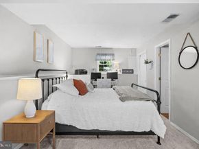 1315 Bayshire Lane, Herndon VA 20170