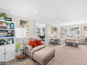 1315 Bayshire Lane, Herndon VA 20170