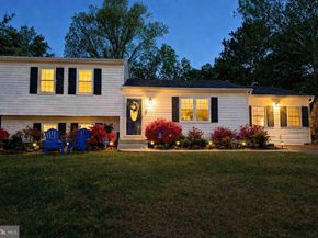 1315 Bayshire Lane, Herndon VA 20170