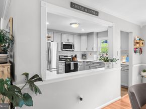 1315 Bayshire Lane, Herndon VA 20170