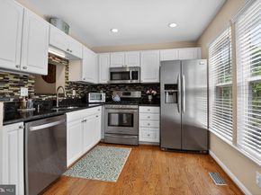 917 Rolfe Place, Alexandria VA 22314
