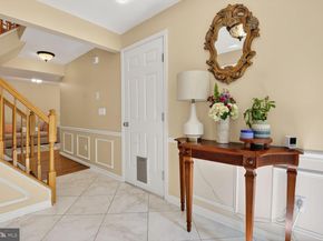 917 Rolfe Place, Alexandria VA 22314