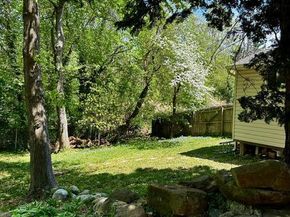 3302 Chicamuxen Court, Falls Church VA 22041