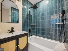 527 Christian Street, Philadelphia PA 19147
