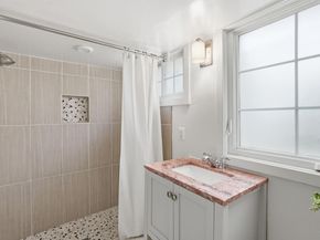 1611 N Highland Street N, Arlington VA 22201