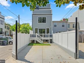 3713 R St NW, Washington DC 20007