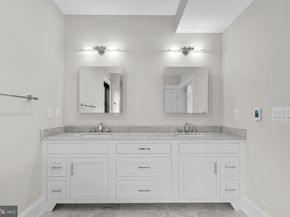 3713 R St NW, Washington DC 20007