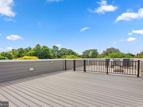 3713 R St NW, Washington DC 20007