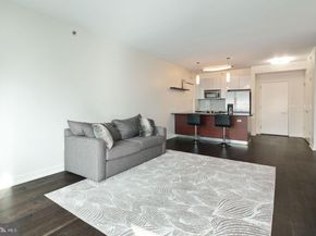 2101 Market Street 805, Philadelphia PA 19103