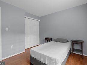 2905 S Woodley Street A, Arlington VA 22206