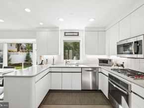 9632 Trailridge Terrace, Potomac MD 20854