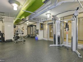 1021 N Garfield Street 132, Arlington VA 22201