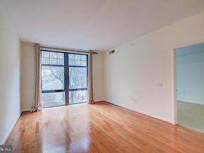 1021 N Garfield Street 132, Arlington VA 22201