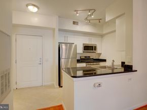 1021 N Garfield Street 132, Arlington VA 22201
