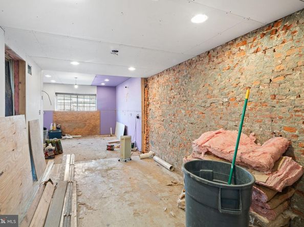 2517 E York Street, Philadelphia PA 19125