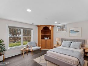 10317 Brittenford Drive, Vienna VA 22182