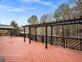 10317 Brittenford Drive, Vienna VA 22182