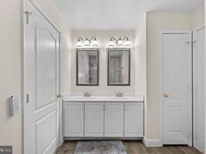 10317 Brittenford Drive, Vienna VA 22182