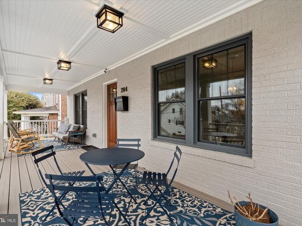 204 Elm Street, Alexandria VA 22301