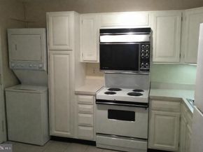 1800 Old Meadow Road 1409, Mclean VA 22102