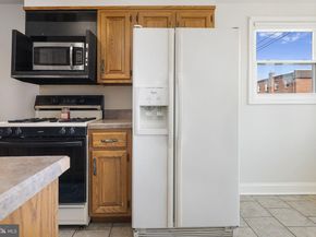 200 Willowbrook Avenue, Folsom PA 19033