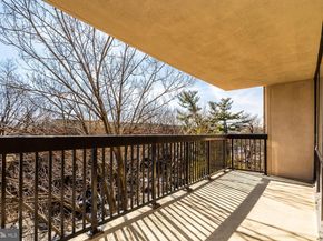 3713 S George Mason Drive 305, Falls Church VA 22041