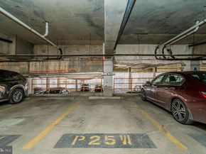 3713 S George Mason Drive 305, Falls Church VA 22041