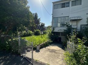 1122 Holbrook Street NE, Washington DC 20002