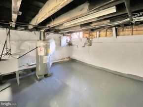 160 Mcclellan Street, Philadelphia PA 19148