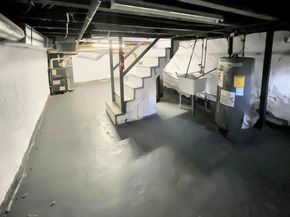 160 Mcclellan Street, Philadelphia PA 19148