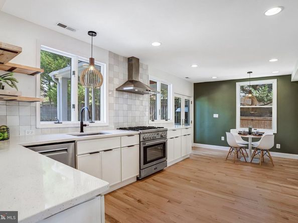 5045 Cathedral Avenue NW, Washington DC 20016