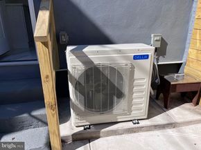 2711 N Ringgold Street, Philadelphia PA 19132