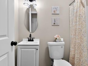 457 E Vernon Road, Philadelphia PA 19119