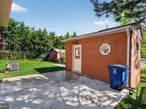 1911 S Kenmore Street, Arlington VA 22204