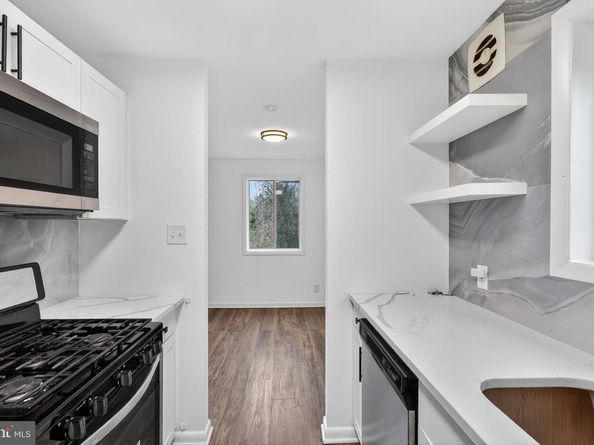 4570 Macarthur Boulevard NW 208, Washington DC 20007