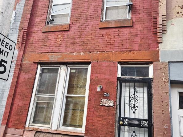 2564 N Bancroft Street, Philadelphia PA 19132
