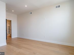 1911 S 12TH Street, Philadelphia PA 19148