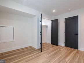 1911 S 12TH Street, Philadelphia PA 19148