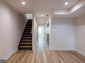 1911 S 12TH Street, Philadelphia PA 19148
