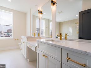 1911 S 12TH Street, Philadelphia PA 19148