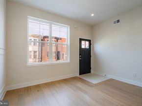 1911 S 12TH Street, Philadelphia PA 19148