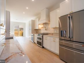 1911 S 12TH Street, Philadelphia PA 19148