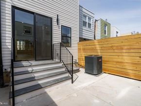 1911 S 12TH Street, Philadelphia PA 19148