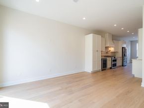 1911 S 12TH Street, Philadelphia PA 19148