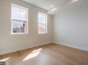 1911 S 12TH Street, Philadelphia PA 19148