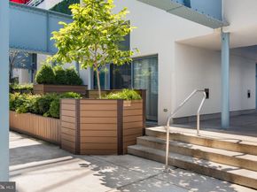 3 N Chris Columbus Boulevard PL236, Philadelphia PA 19106