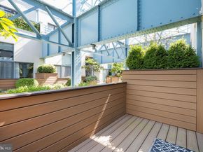 3 N Chris Columbus Boulevard PL236, Philadelphia PA 19106