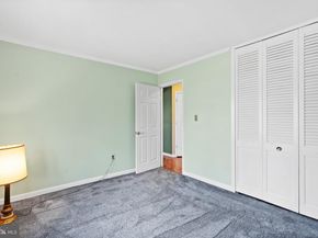 60 Upland Road, Levittown PA 19056