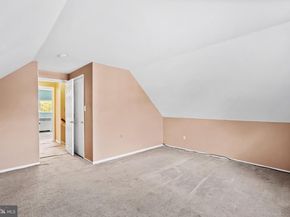 60 Upland Road, Levittown PA 19056